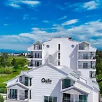 Q Ella Hotel