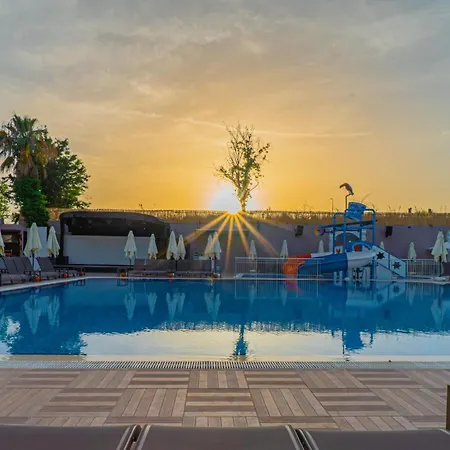 Hotel Q Ella 3*
