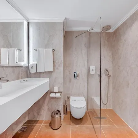 Hotel Q Ella