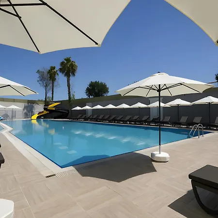 Hotel Q Ella