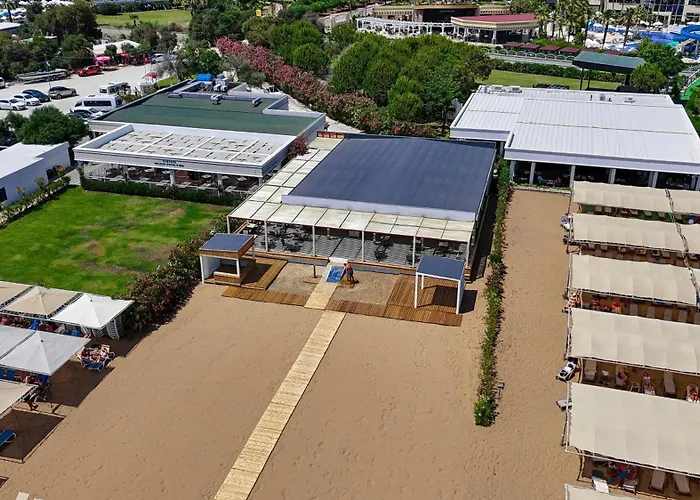 Q Ella Ξενοδοχείο